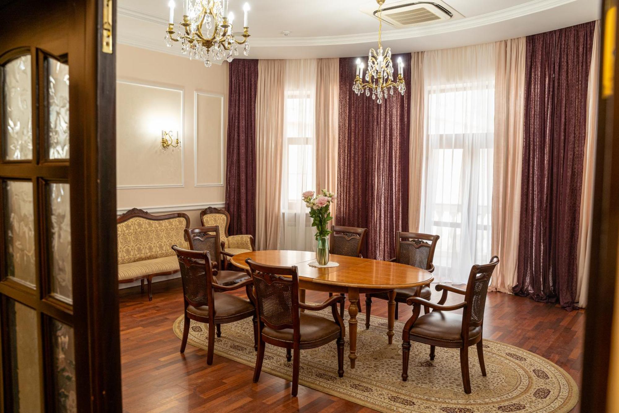 Koncha Zaspa Park Kozyn Extérieur photo
