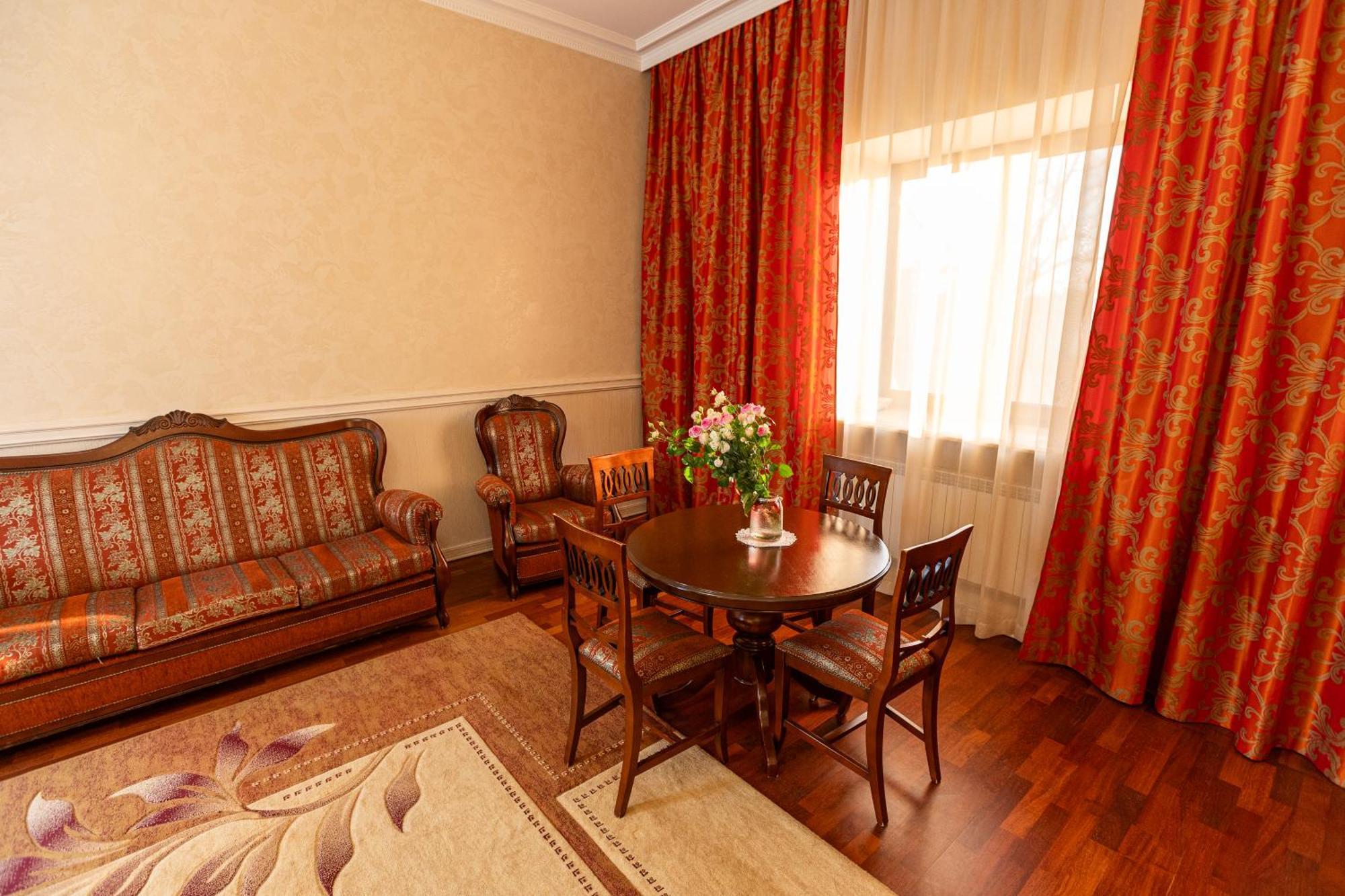Koncha Zaspa Park Kozyn Extérieur photo
