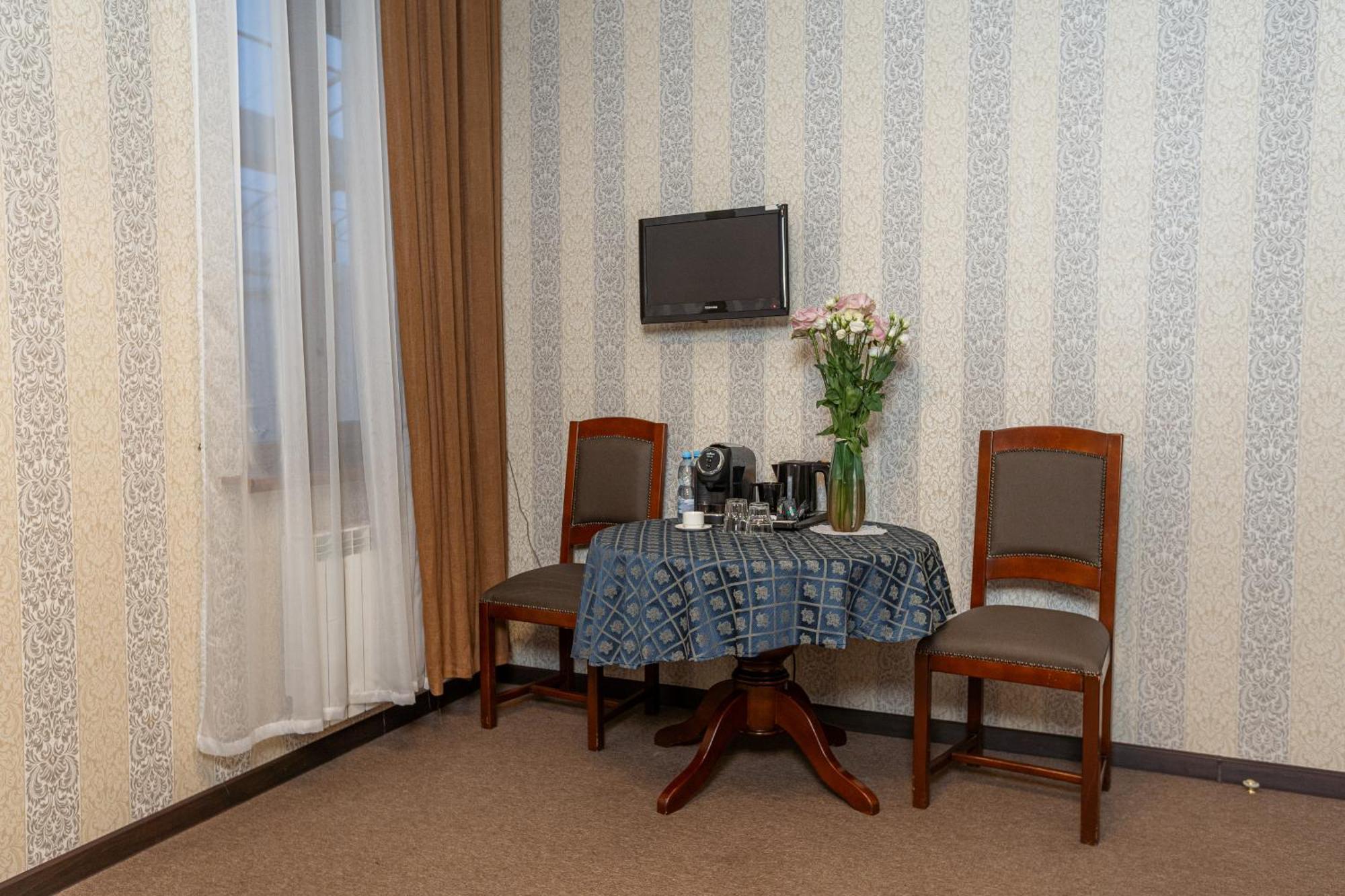 Koncha Zaspa Park Kozyn Extérieur photo